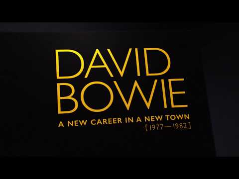 Unboxing &#039;David Bowie: A New Career In A New Town (1977 - 1982)&#039;