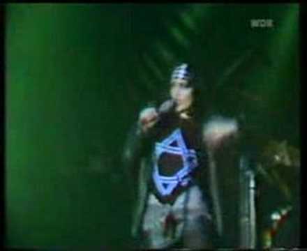 Siouxsie and the Banshees - Halloween - Live 1981